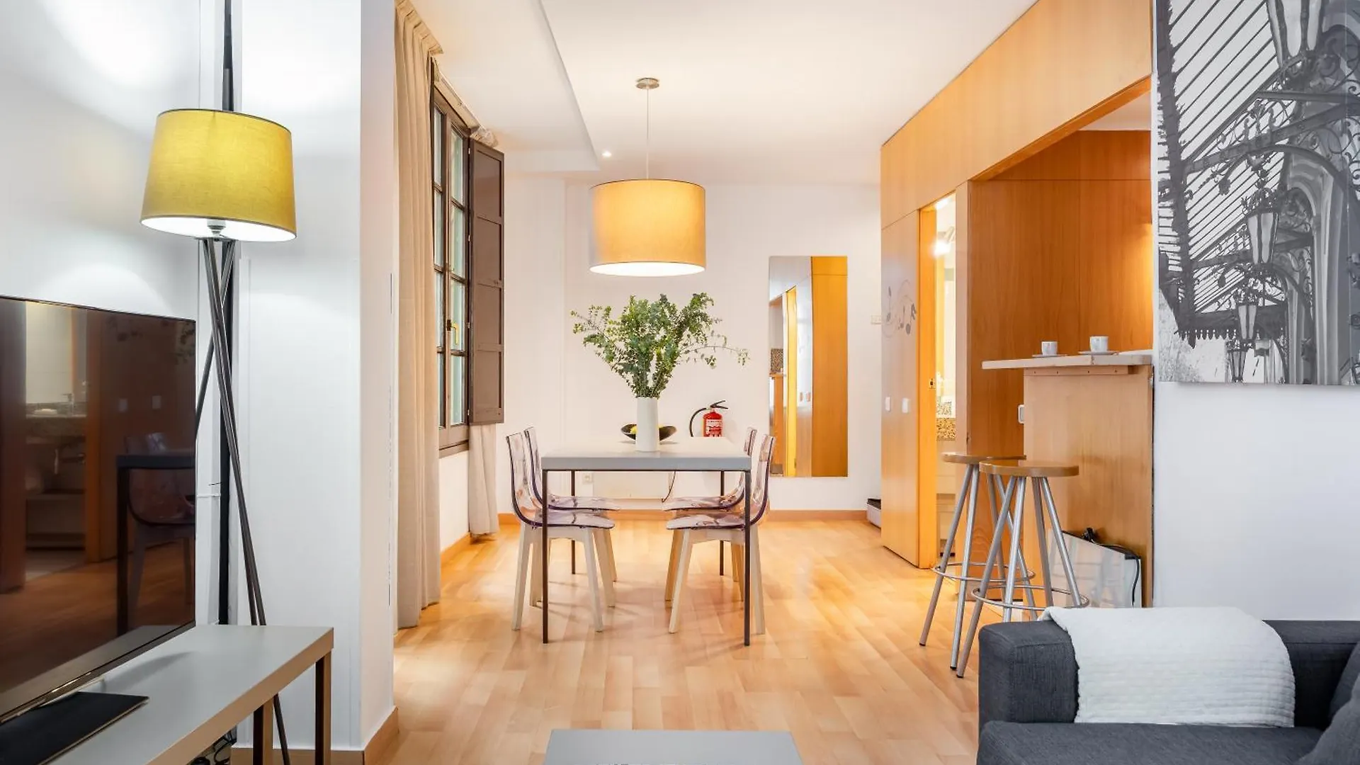 Aspasios Plaza Real Apartments Barcelona
