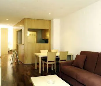 Aspasios Plaza Real Apartments Barcellona 0*,