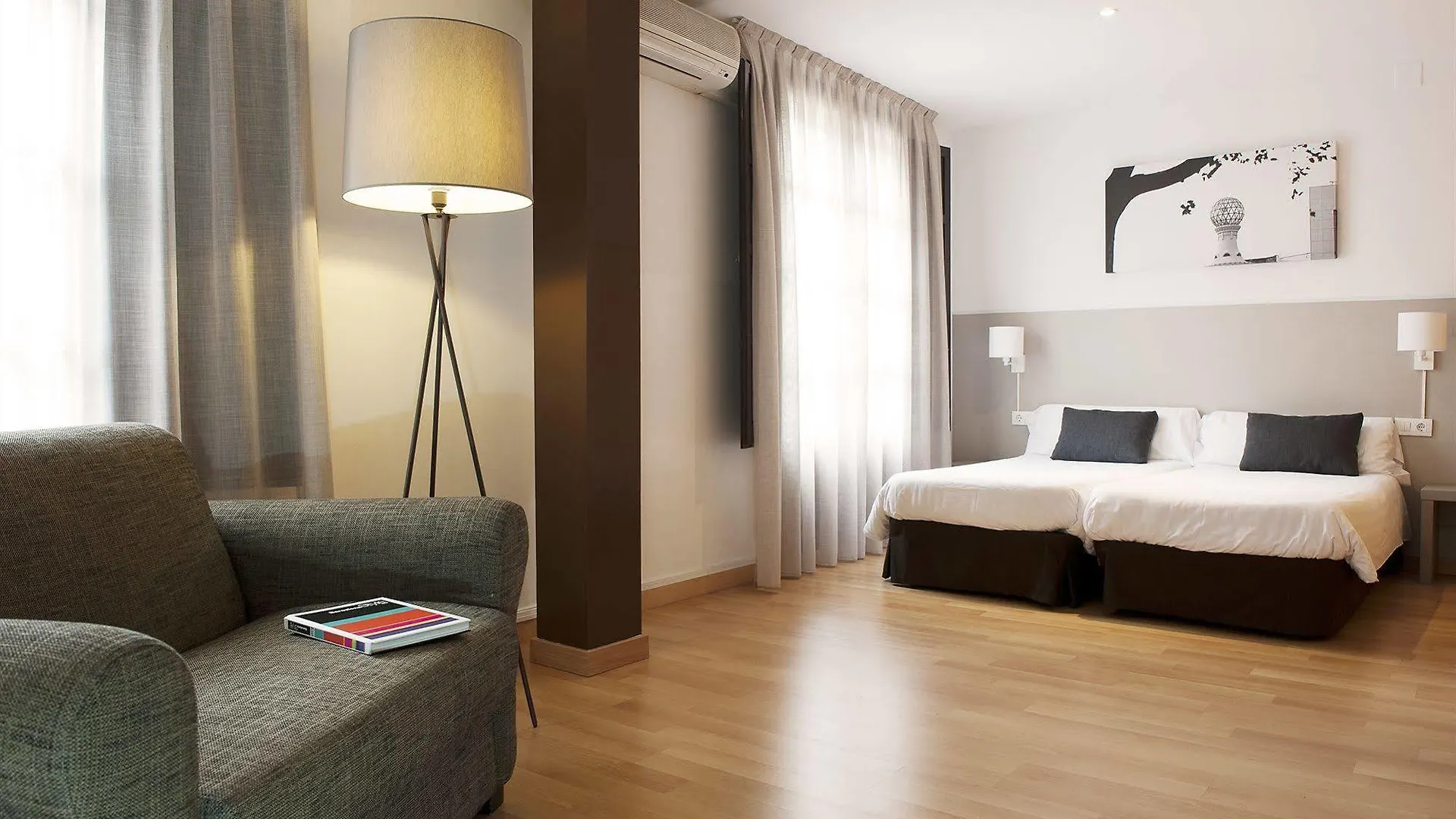 Aspasios Plaza Real Apartments contacts