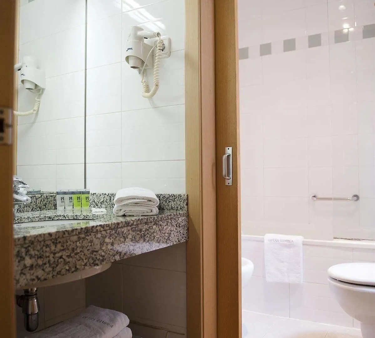 Aspasios Plaza Real Apartments Barcelona Spain