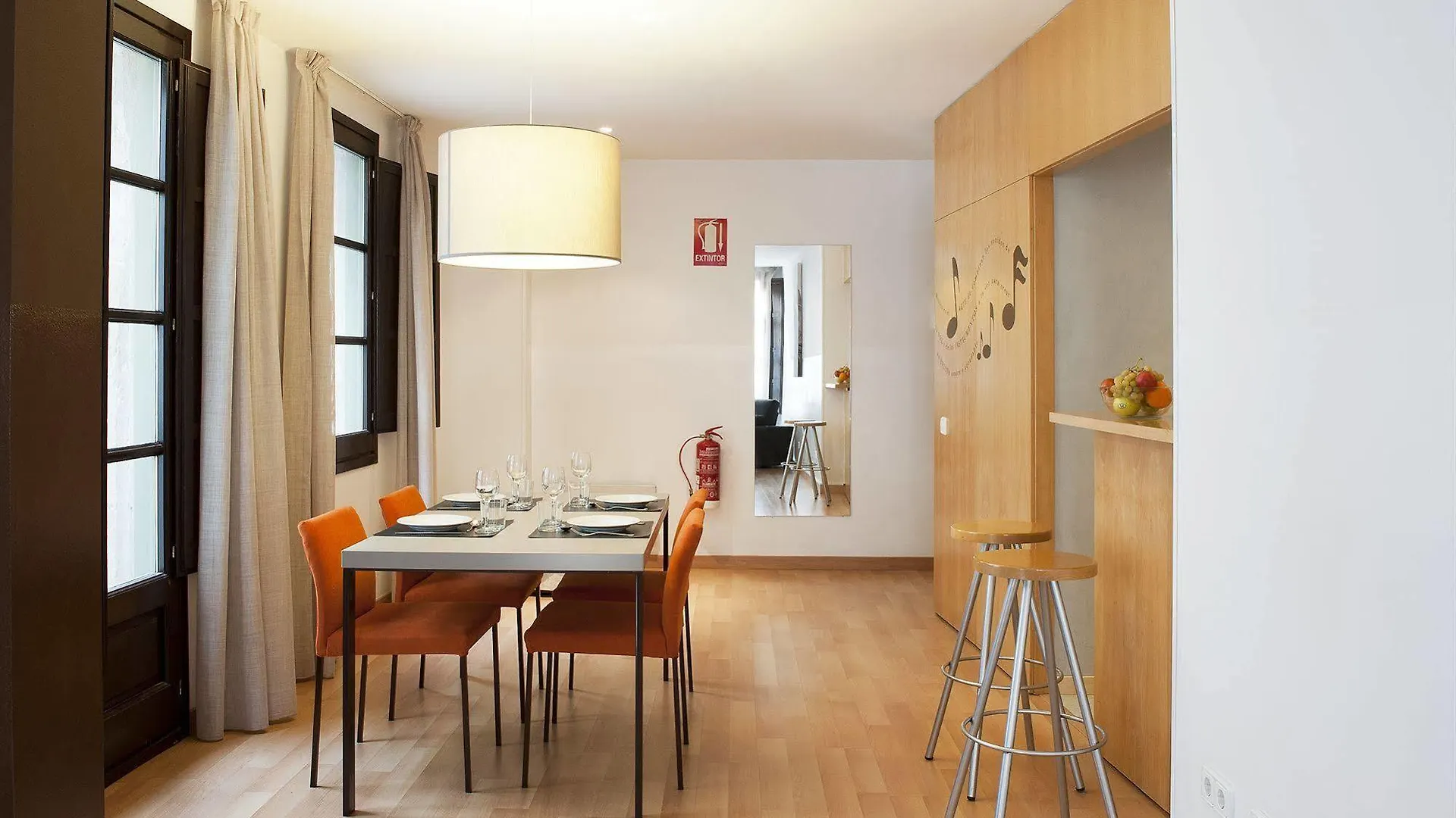 Aspasios Plaza Real Apartments Barcelona